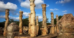 Tourist arrivals to Sri Lanka cross 317,000 in early 2026